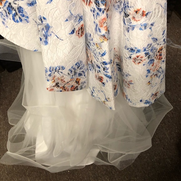 Lower priced Envious Couture Gown Size 4 Ivory & Multicolor Mermaid - Picture 12 of 13